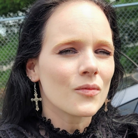 FREE WITH $50+ PURCHASE!!! NWOT Crucifix Earrings Handmade - Picture 6 of 7